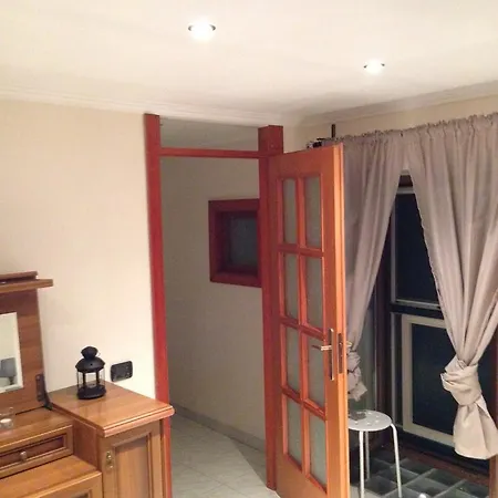 Casa Vacanza Chiatamone Apartment Naples