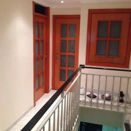 Casa Vacanza Chiatamone Apartment Naples