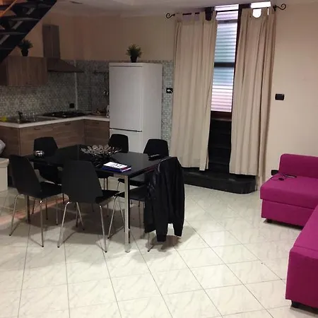 Casa Vacanza Chiatamone Apartment