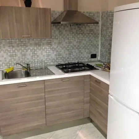 Casa Vacanza Chiatamone Appartamento *
